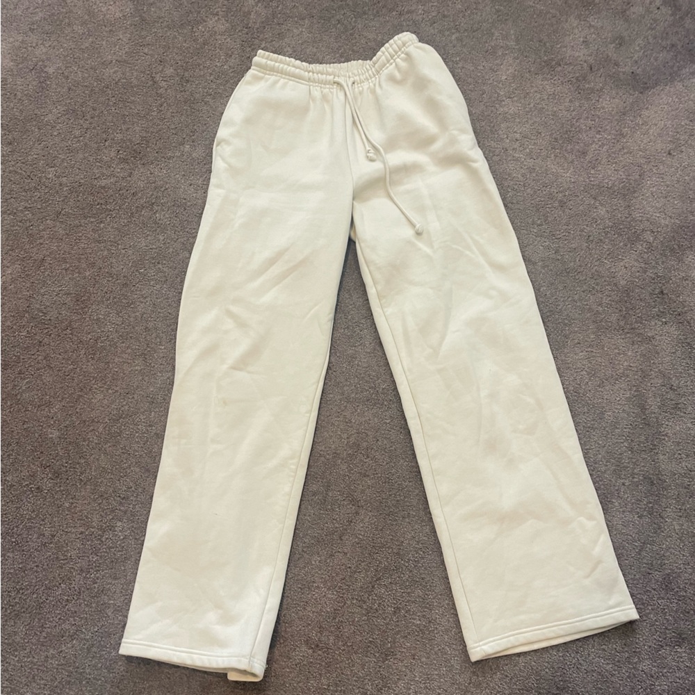 Zara Beige Wide Leg Sweatpants Medium
